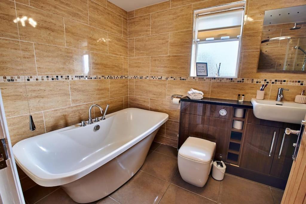 The Chase, Luxury Hot Tub Retreat, Pets Welcomed Dipton エクステリア 写真